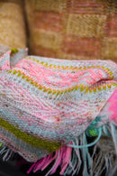 Neons and Neutrals